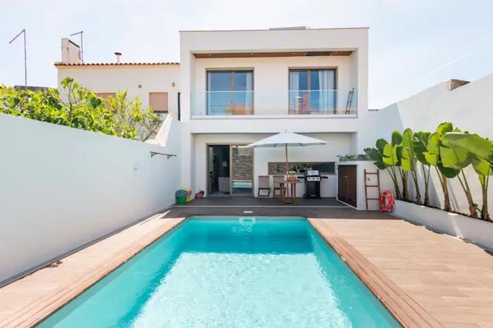 Baleal Surf Ranch Hotel เฟอร์เรล ภายนอก รูปภาพ
