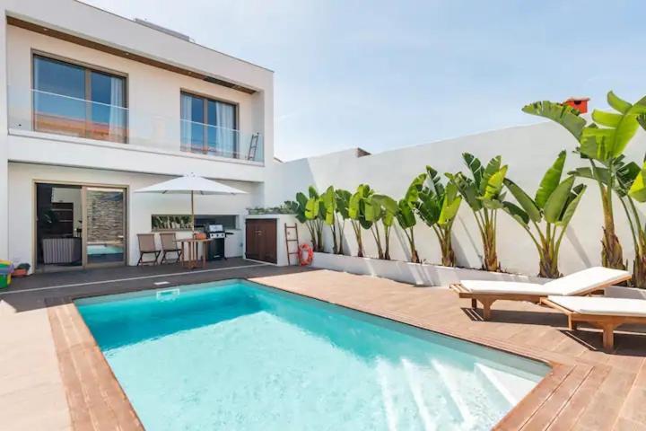 Baleal Surf Ranch Hotel เฟอร์เรล ภายนอก รูปภาพ